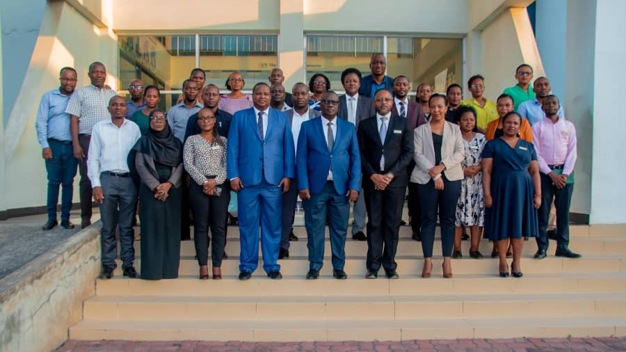 Naibu Waziri Sagini Atembelea LST